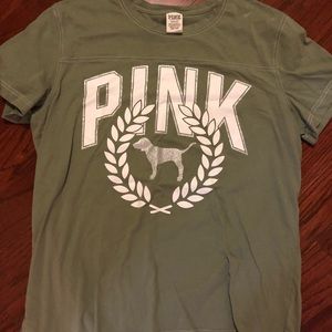 Pink shirt new n like brand new large !!